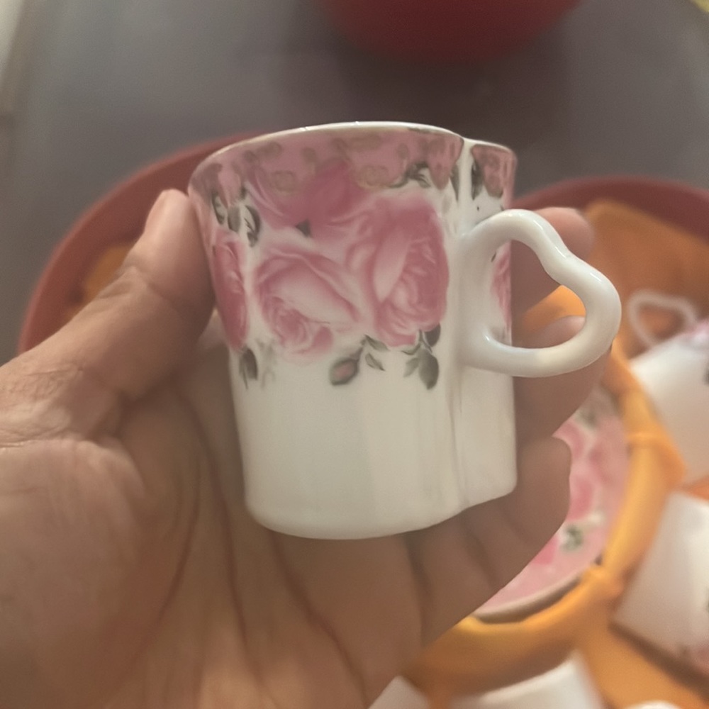 Hearts & roses 🌹 coffee/tea cups set of 6 - Picture 3 of 5